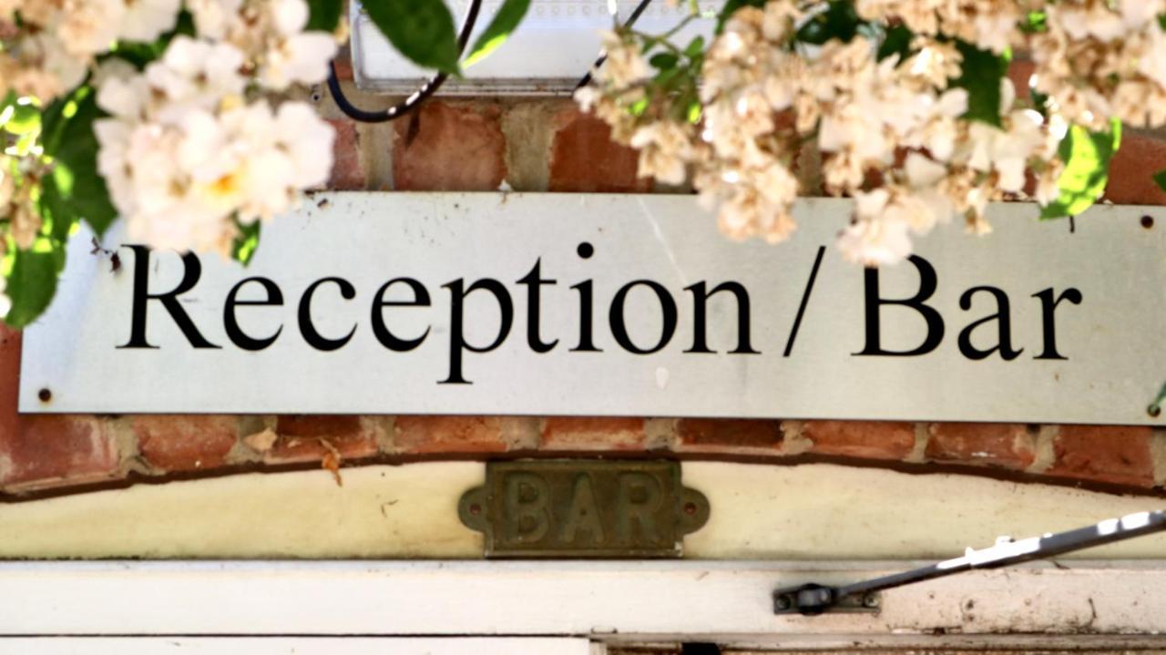 The Cottage Hotel Bradmore  المظهر الخارجي الصورة
